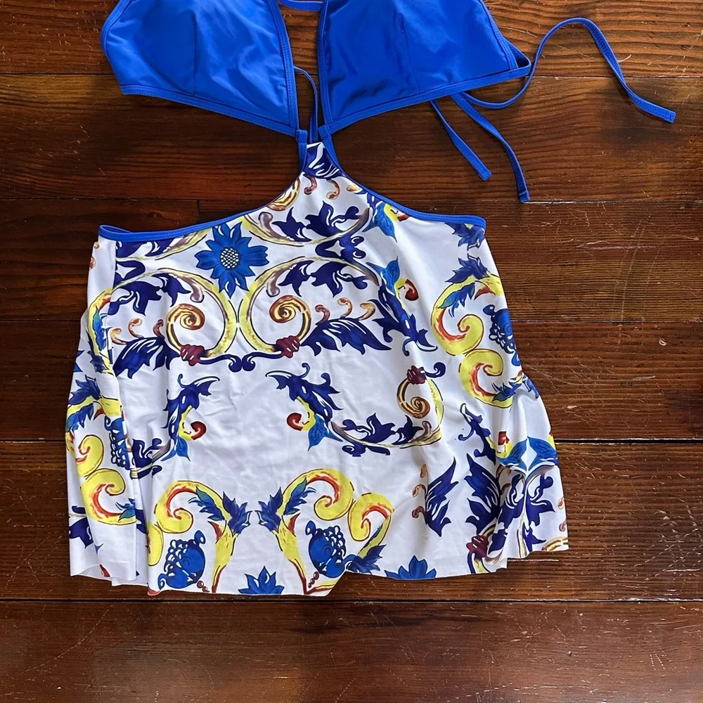 Elegant Blue and White Paisley One Piece Swimsuit